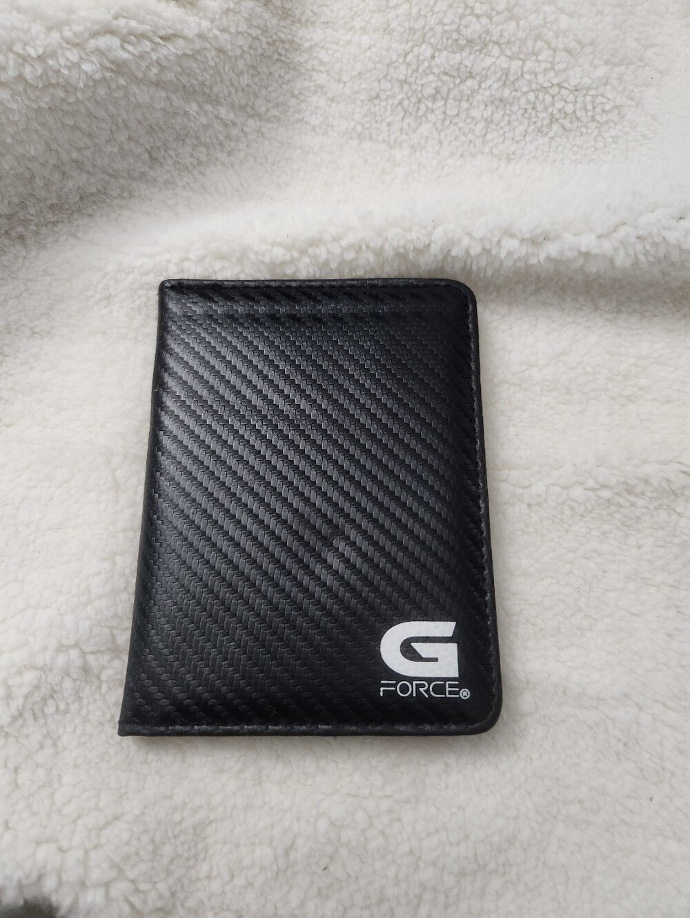 G/FORE Black Carbon Fiber RFID Card & Key Wallet